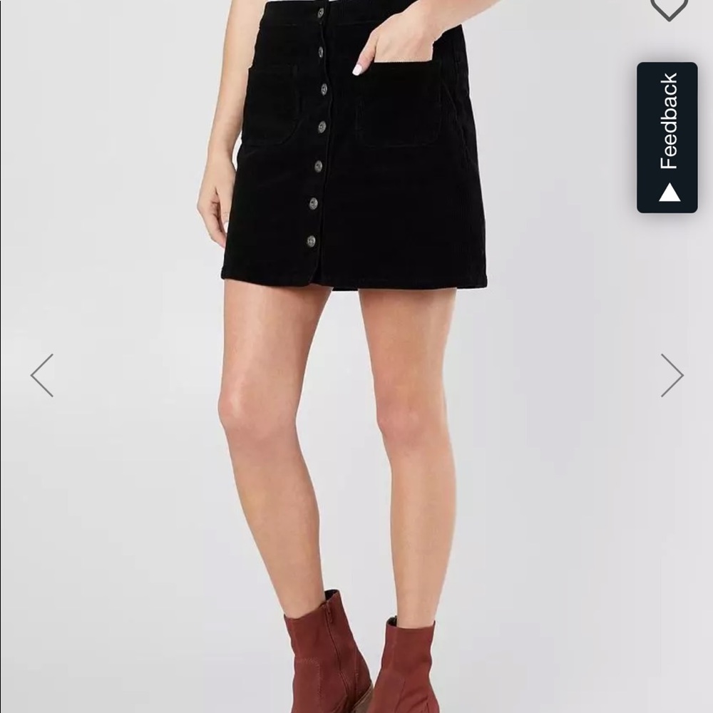 Button Skirt - Picture 2 of 3